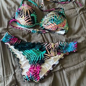 Cute bikini used ones just for pictures lol